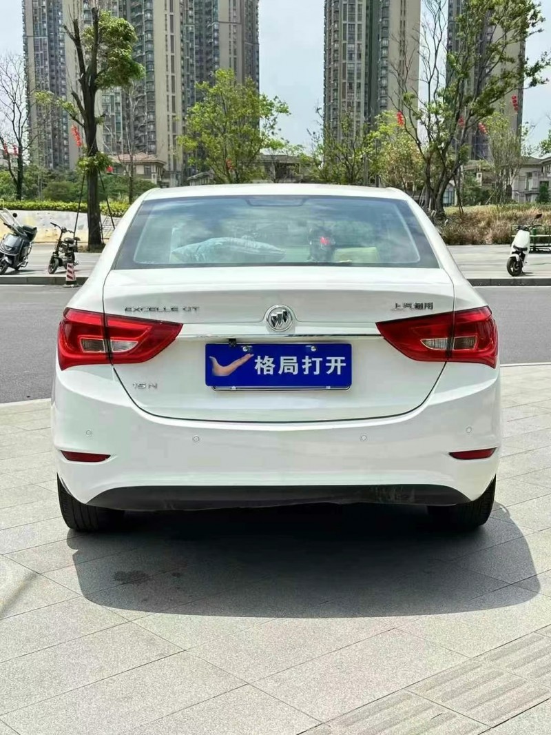 东莞18年别克英朗9