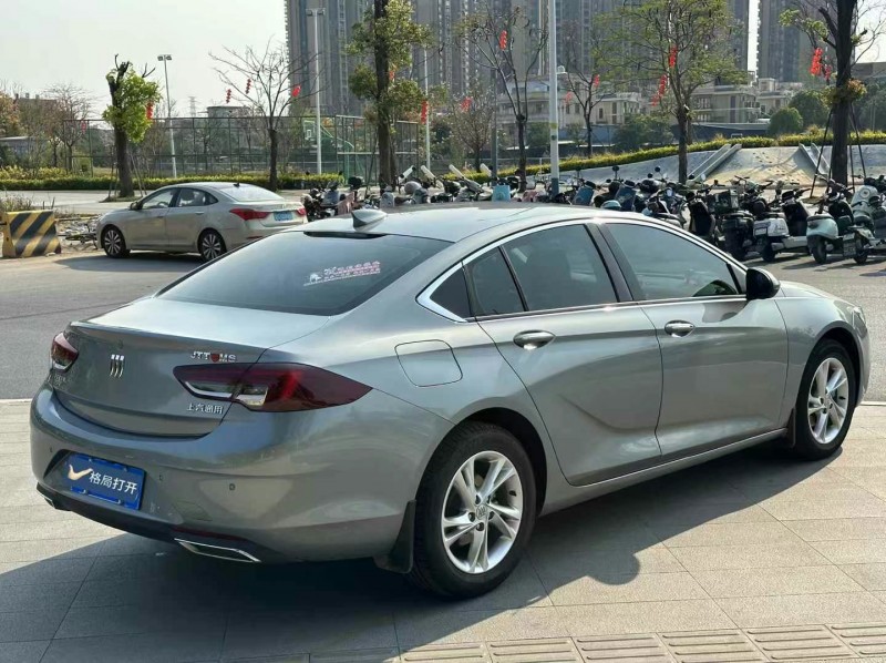 东莞24年别克君威8