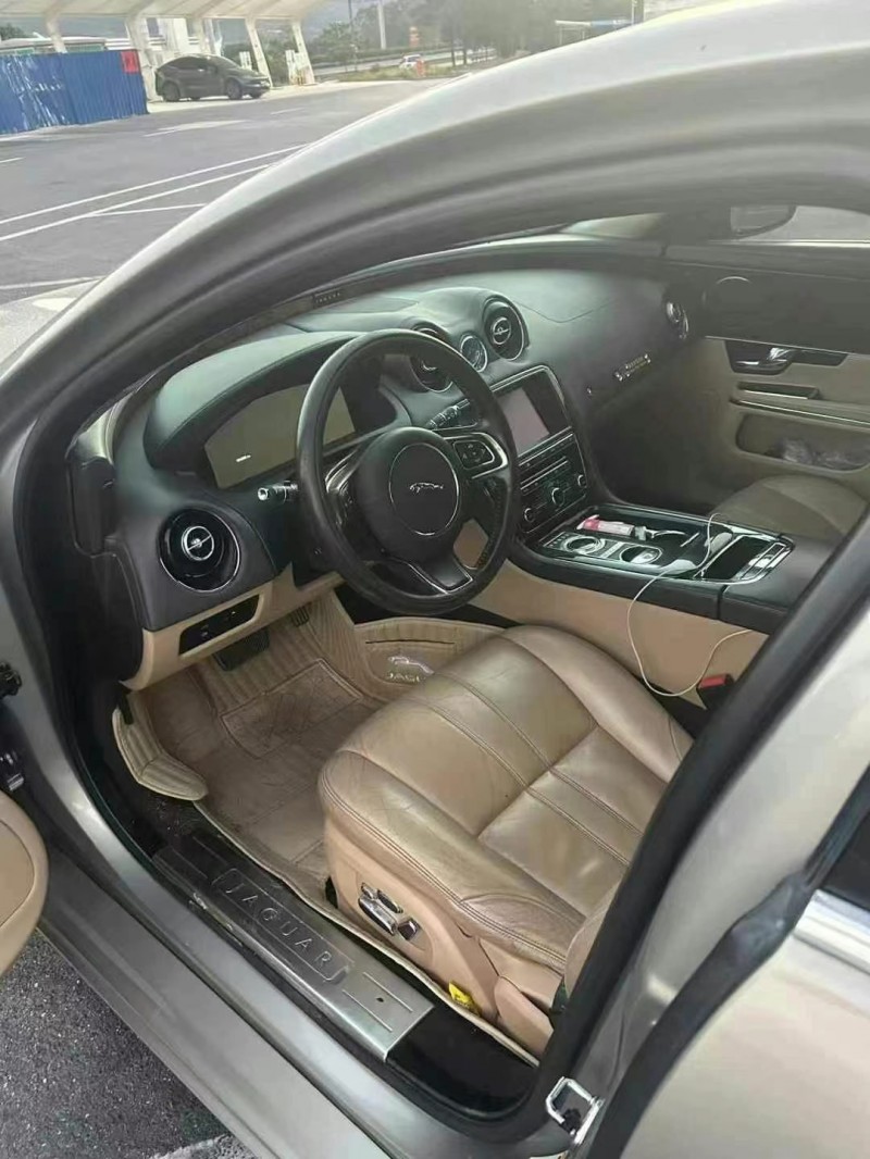 來賓12年捷豹XJL6