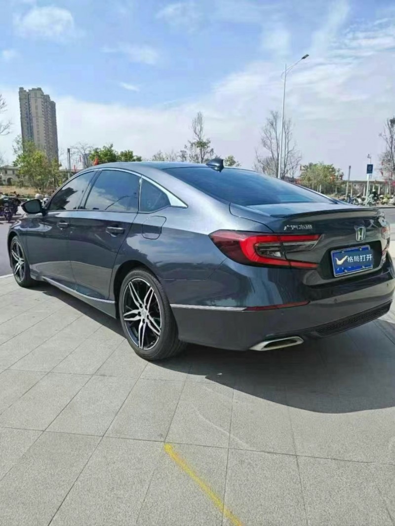 东莞22年本田雅阁7