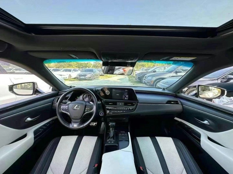 蘇州22年雷克薩斯ES4