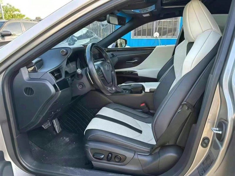 蘇州22年雷克薩斯ES5