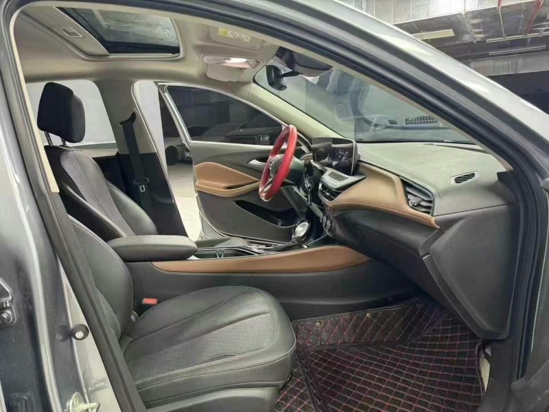 成都17年日产轩逸5