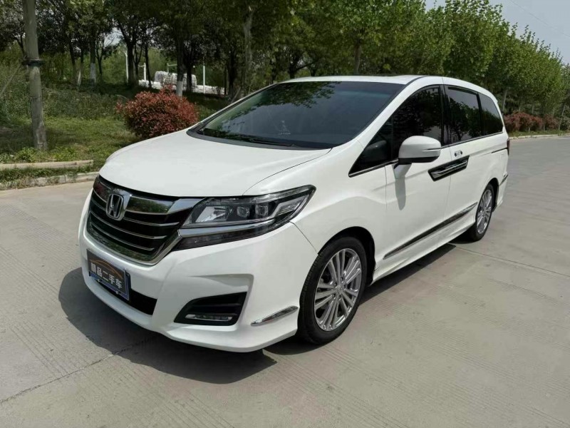 徐州17年本田艾力绅2