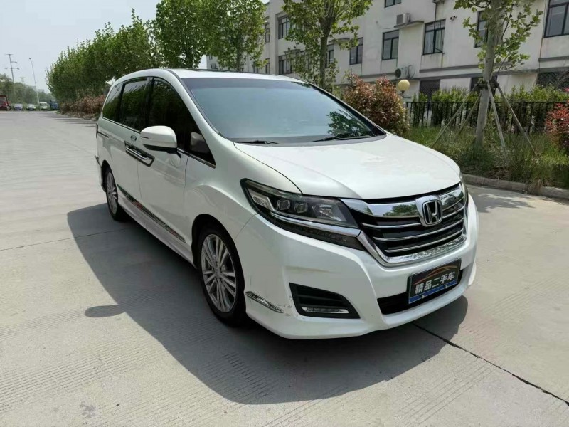 徐州17年本田艾力绅3