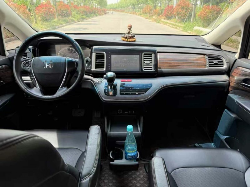 徐州17年本田艾力绅7