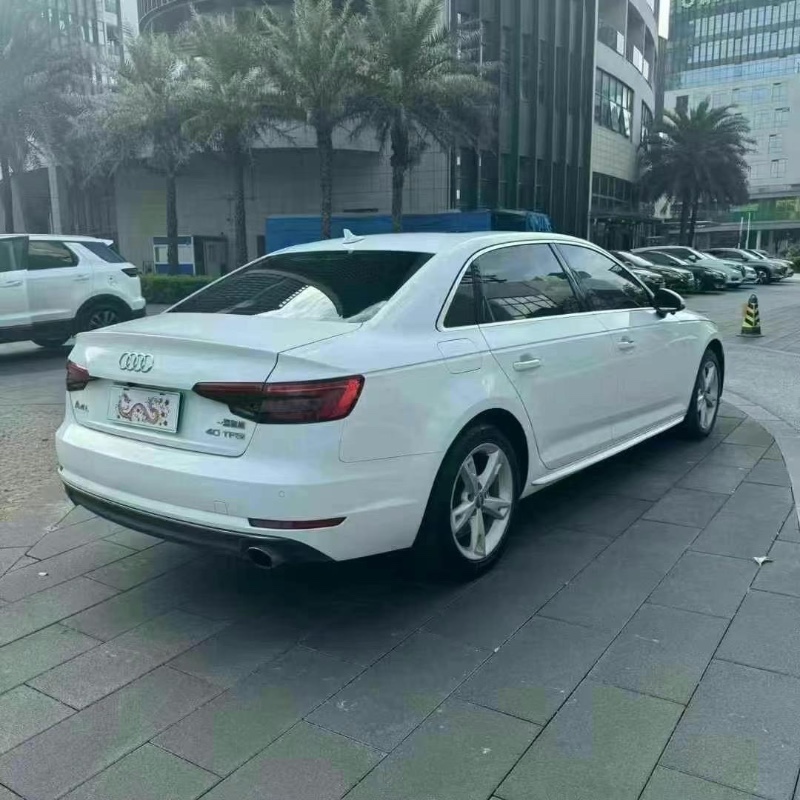 佛山17年奧迪A4L8