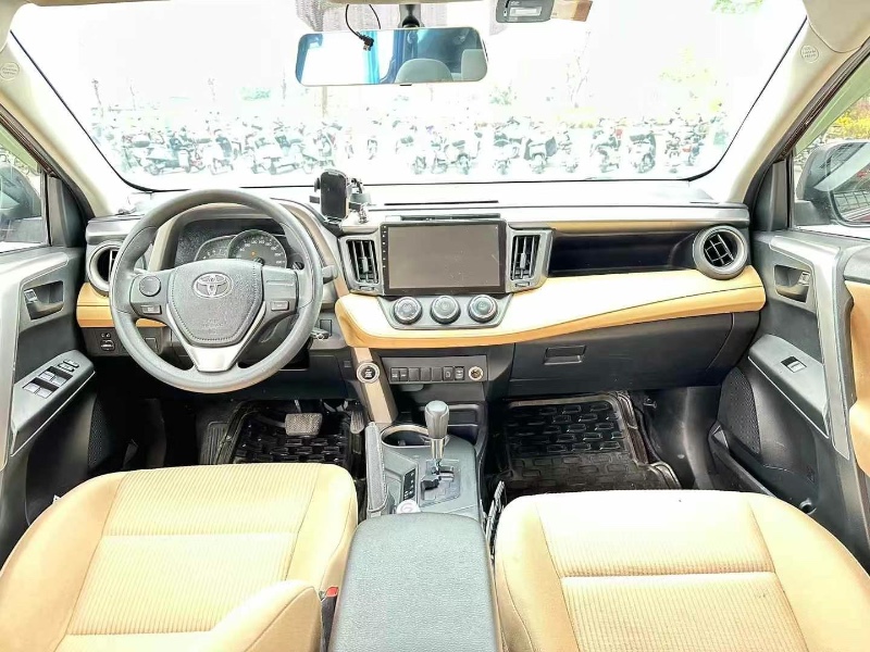 东莞19年丰田RAV4荣放7