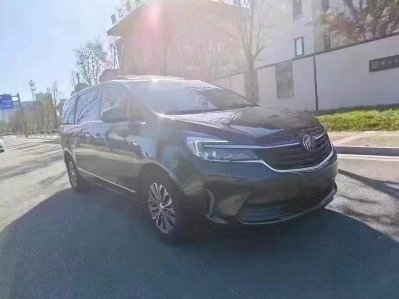 徐州21年别克GL82