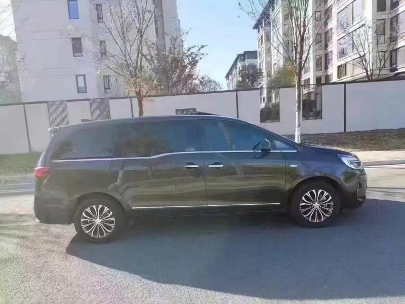 徐州21年别克GL86