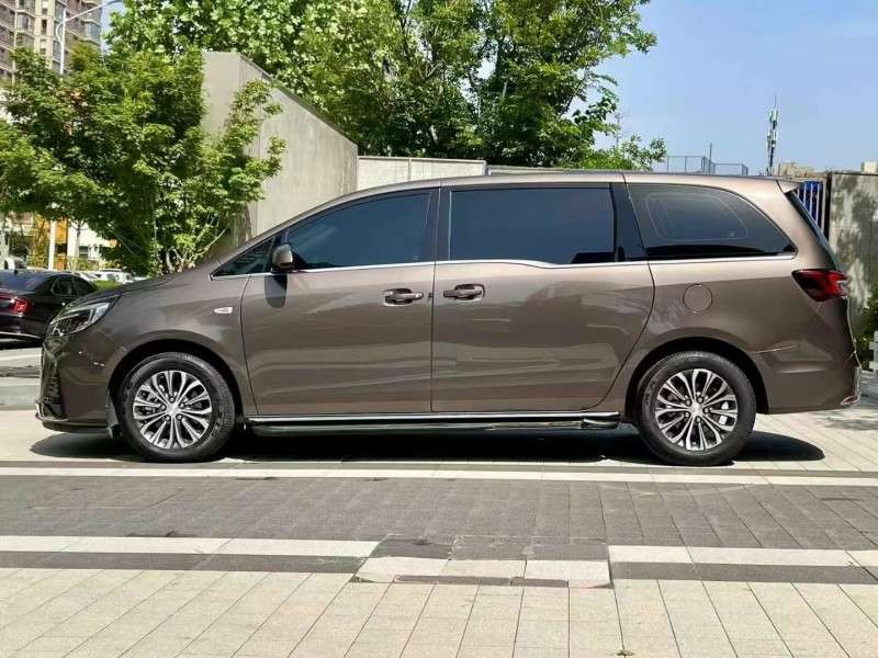 徐州23年别克GL87