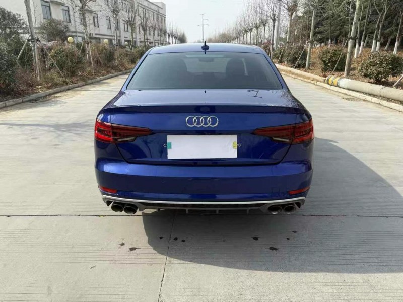 徐州17年奥迪A4L5