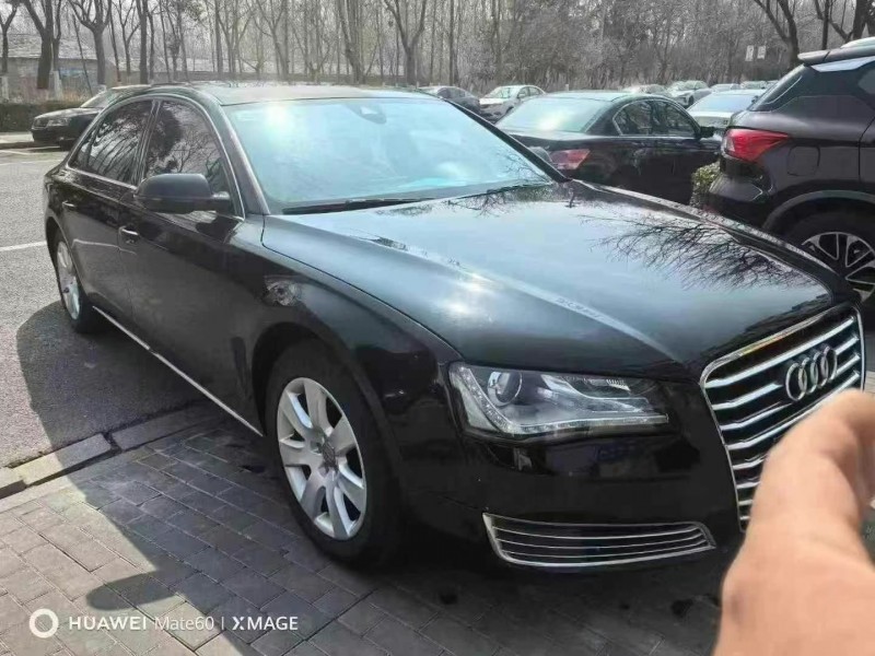 徐州13年奥迪A8L2