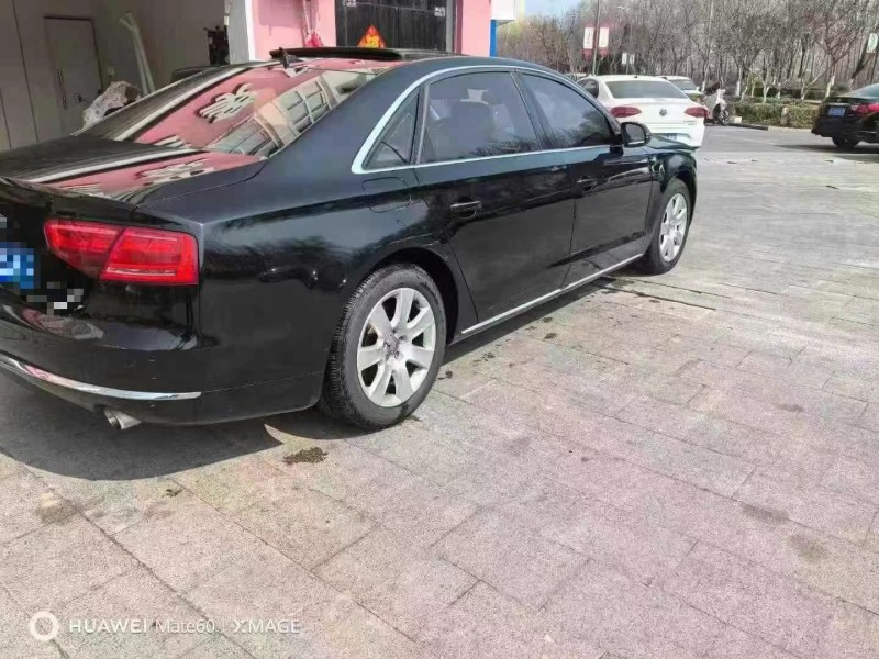 徐州13年奥迪A8L8