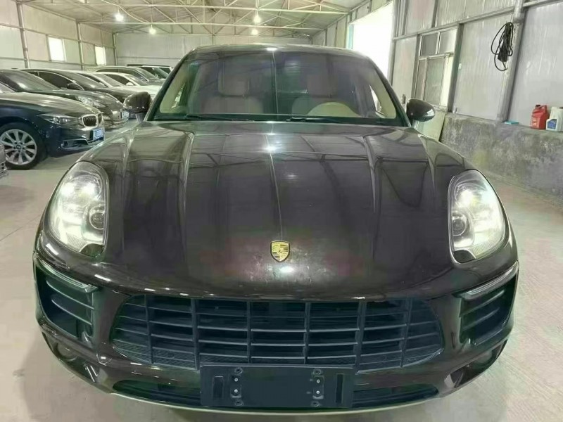 濰坊16年保時捷Macan1