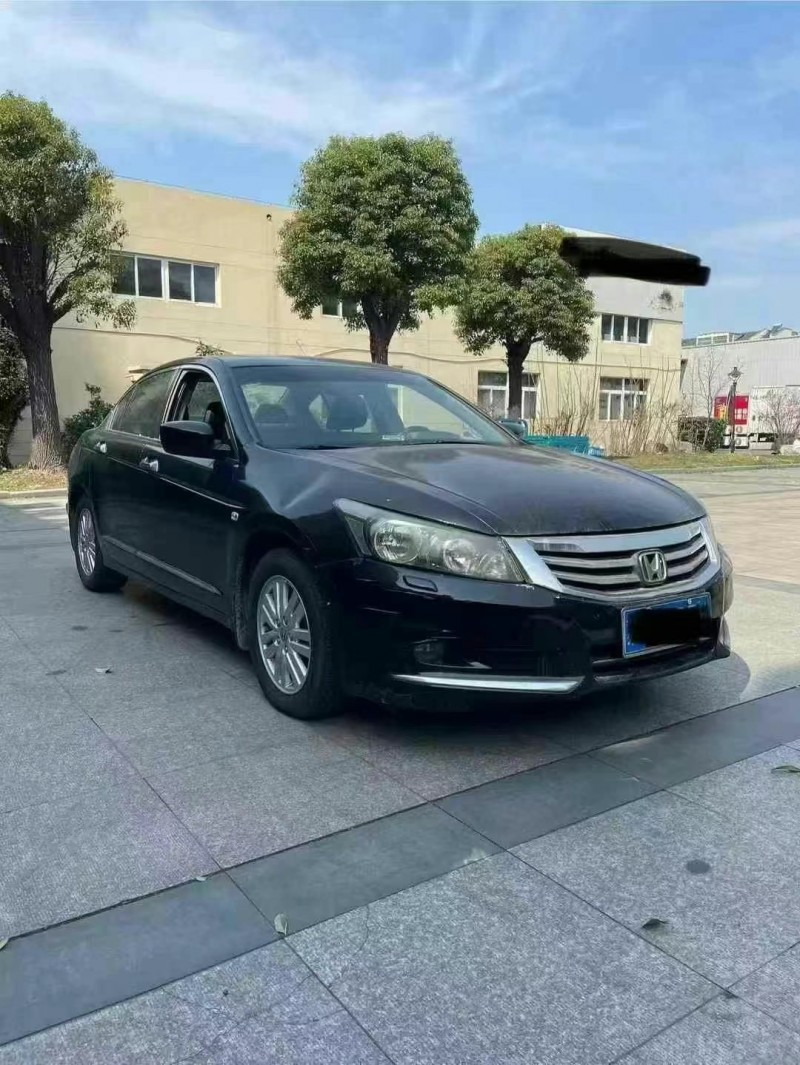 徐州13年本田雅阁2