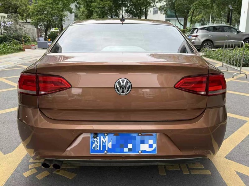 广州17年大众凌渡9