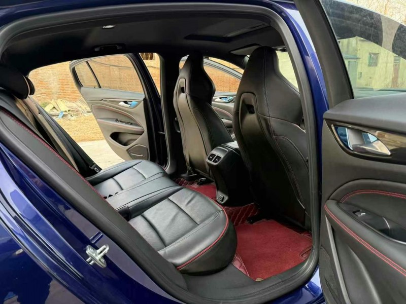 徐州19年别克君威7