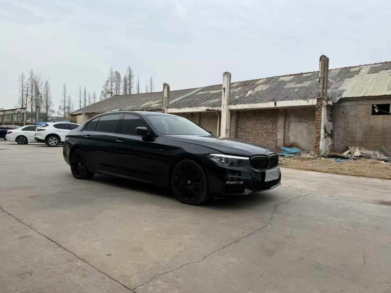 徐州18年宝马5系3