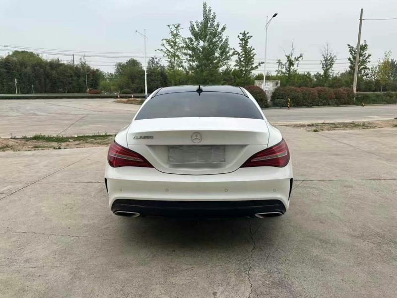 徐州18年奔驰CLA9