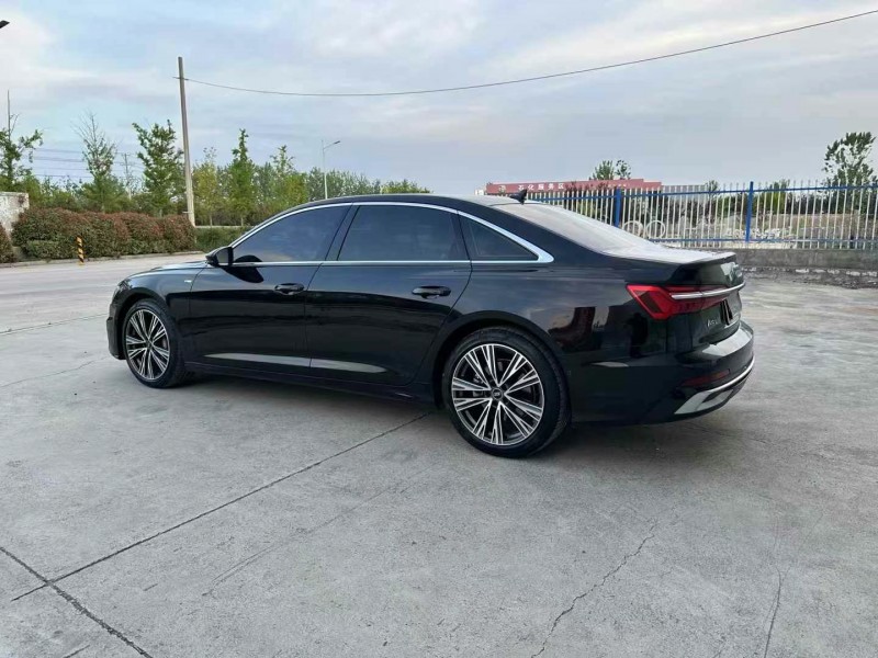 徐州23年奥迪A6L8