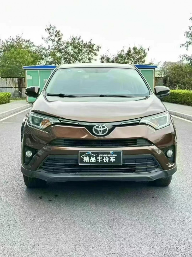 东莞19年丰田RAV4荣放1