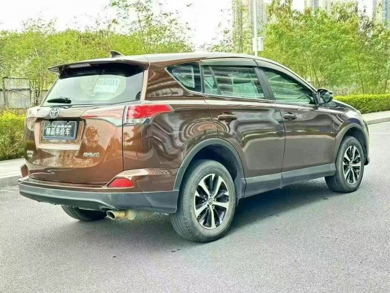 东莞19年丰田RAV4荣放7