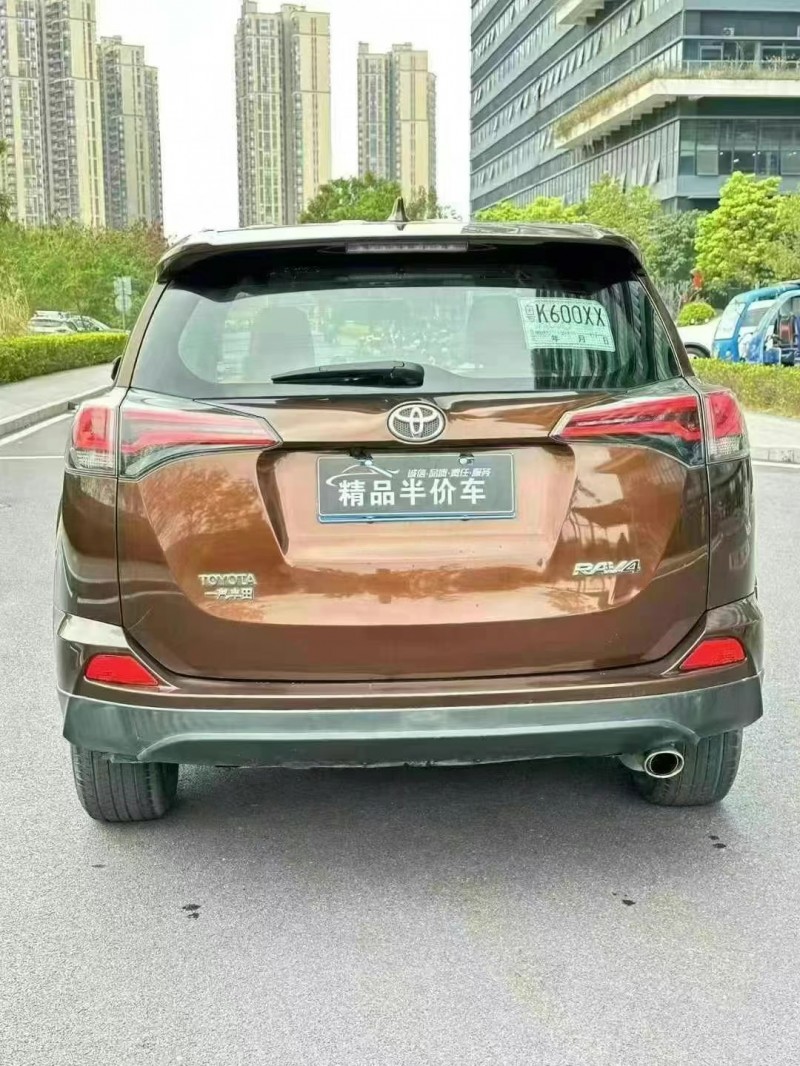 东莞19年丰田RAV4荣放9