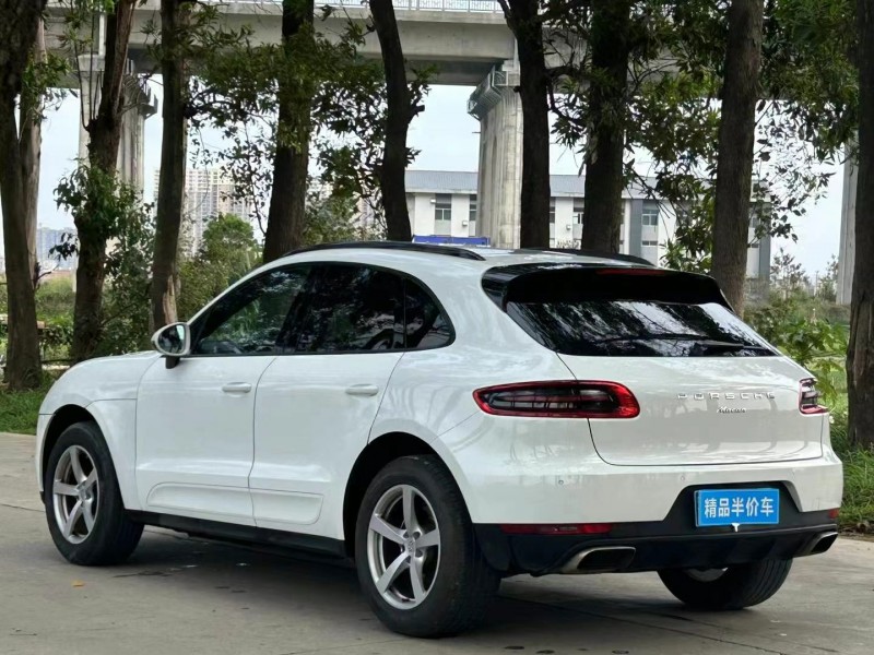 東莞17年保時捷Macan6