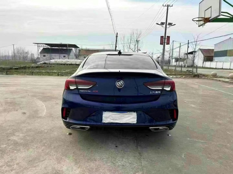 徐州21年别克君威6