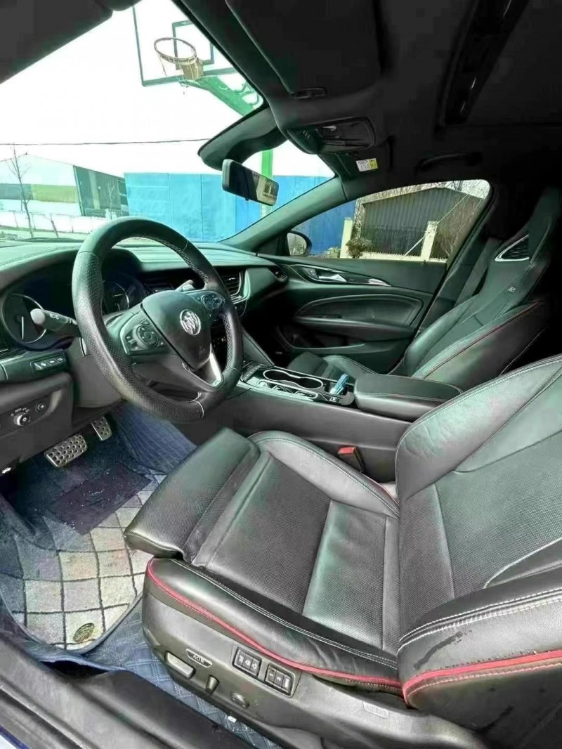 徐州21年别克君威7