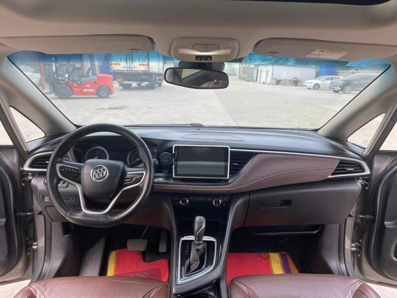 徐州19年别克GL64