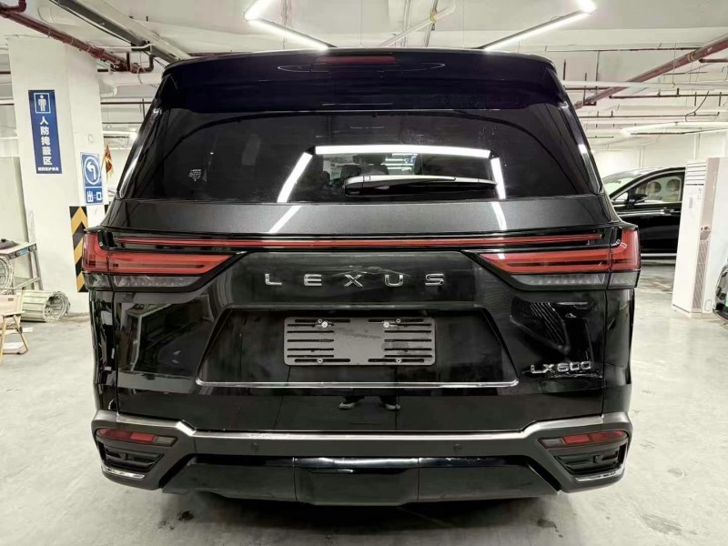 广州25年雷克萨斯LX9