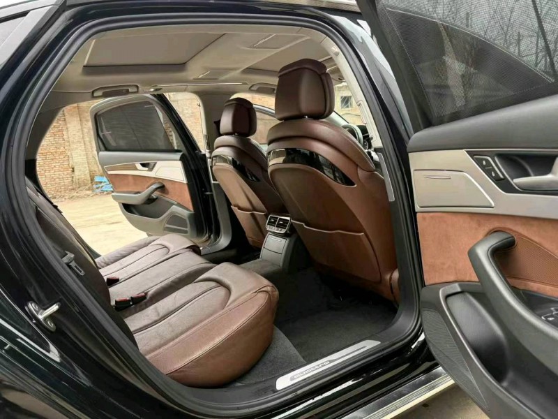 徐州15年奥迪A8L7