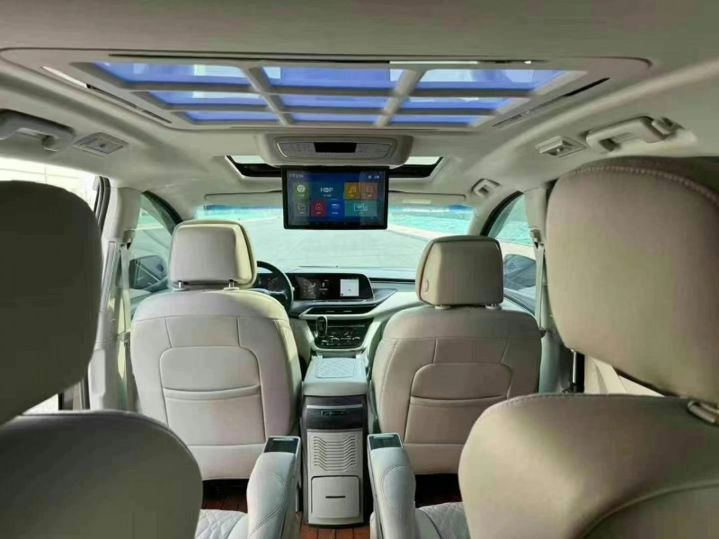 青岛22年别克GL84