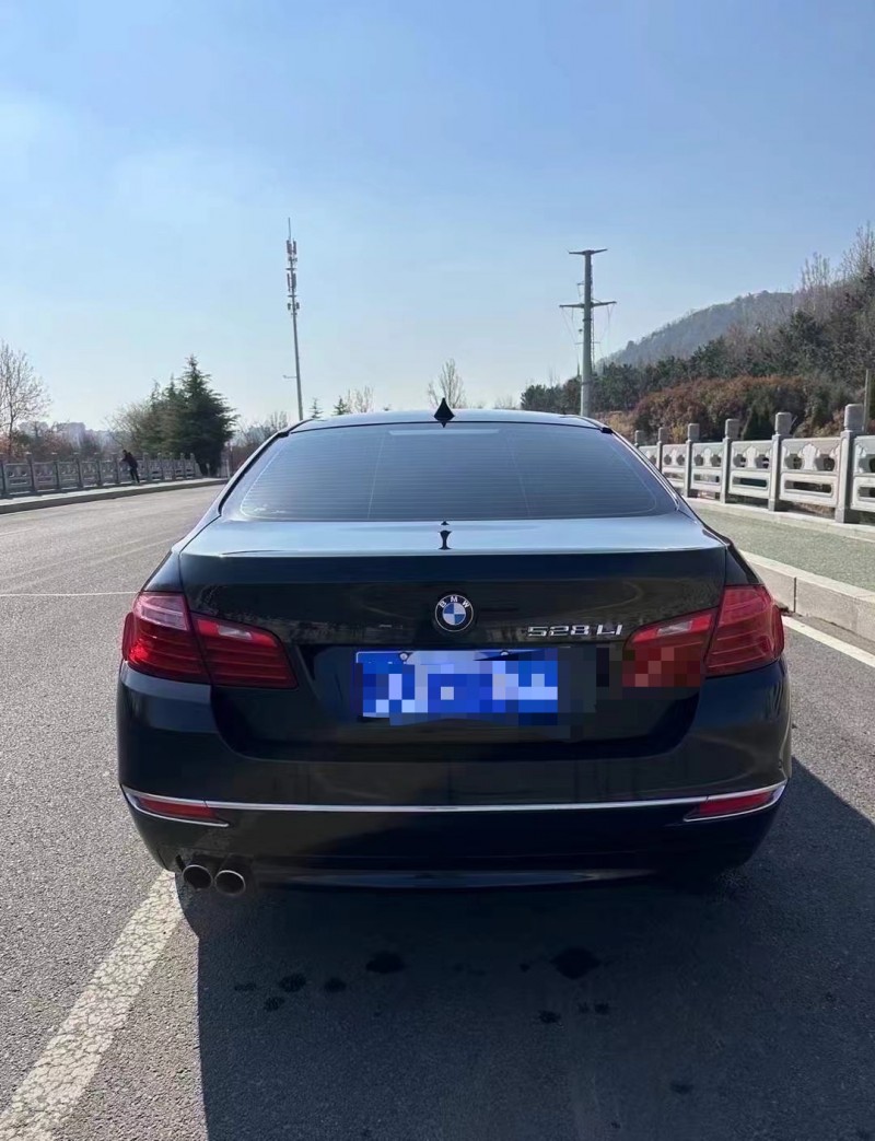 青岛15年宝马5系9