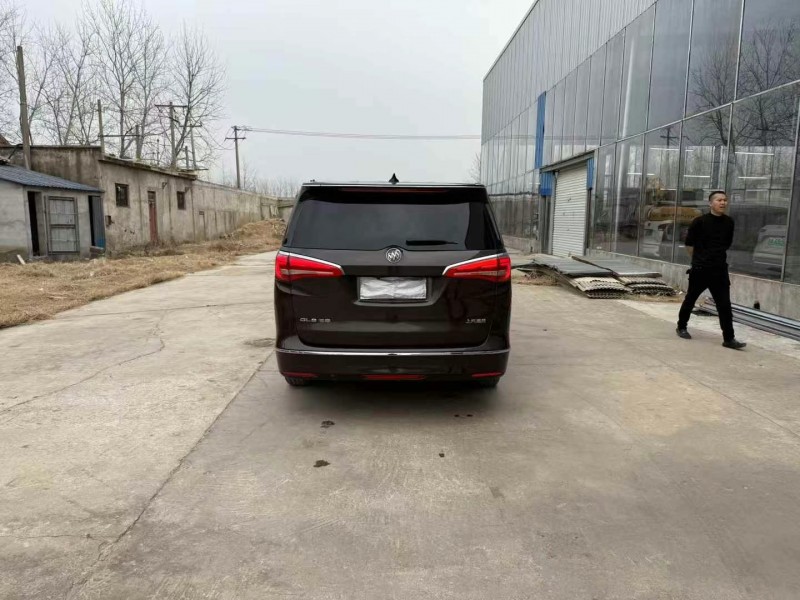 徐州17年别克GL89