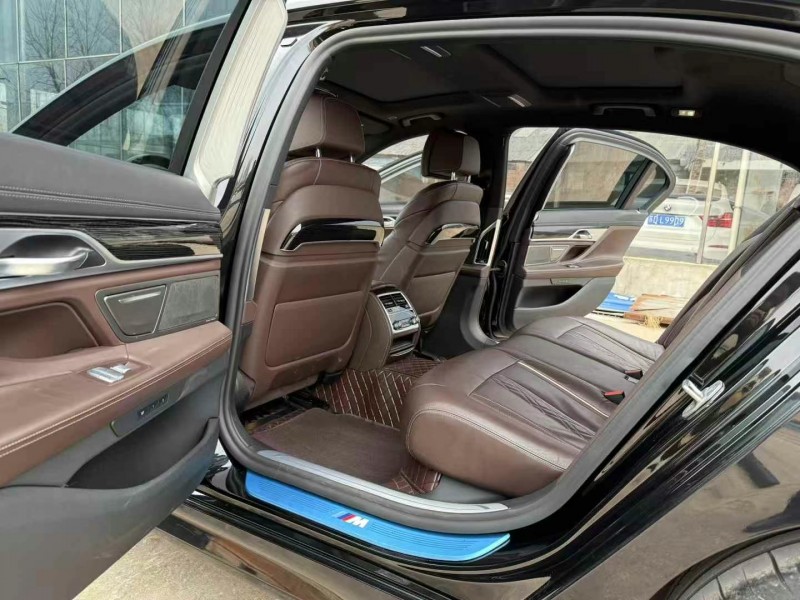 徐州21年宝马7系8