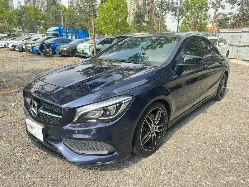 广州17年奔驰CLA2