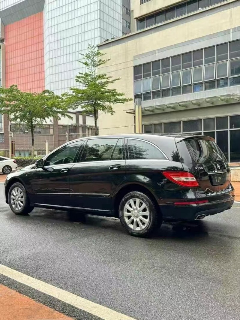 东莞13年奔驰R8