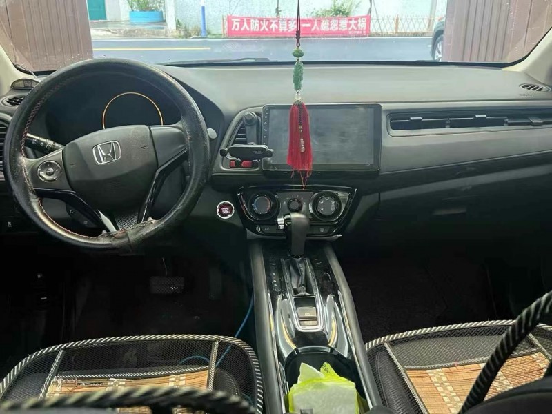 东莞18年本田缤智5