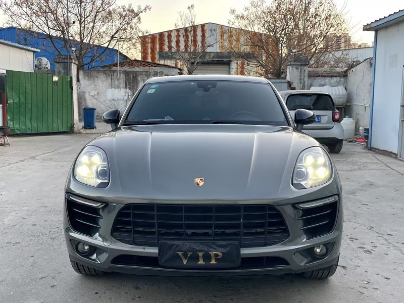 濟寧17年保時捷Macan1