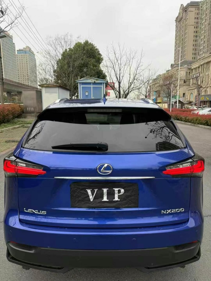 襄阳15年雷克萨斯NX5