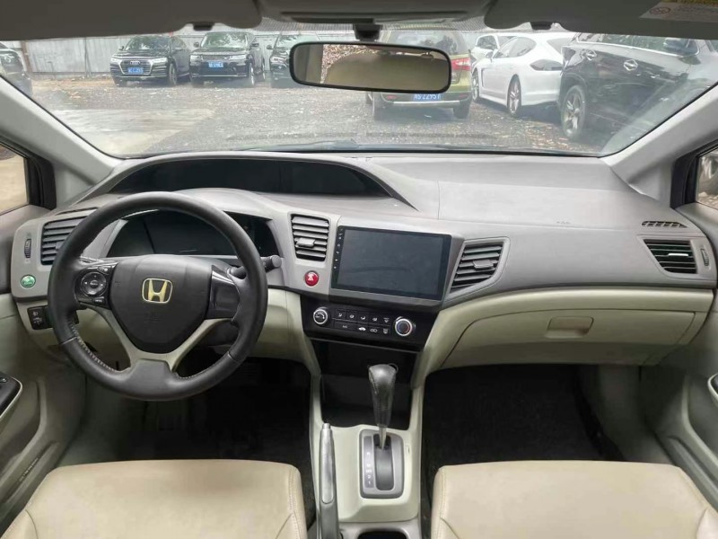 广州12年本田思域8