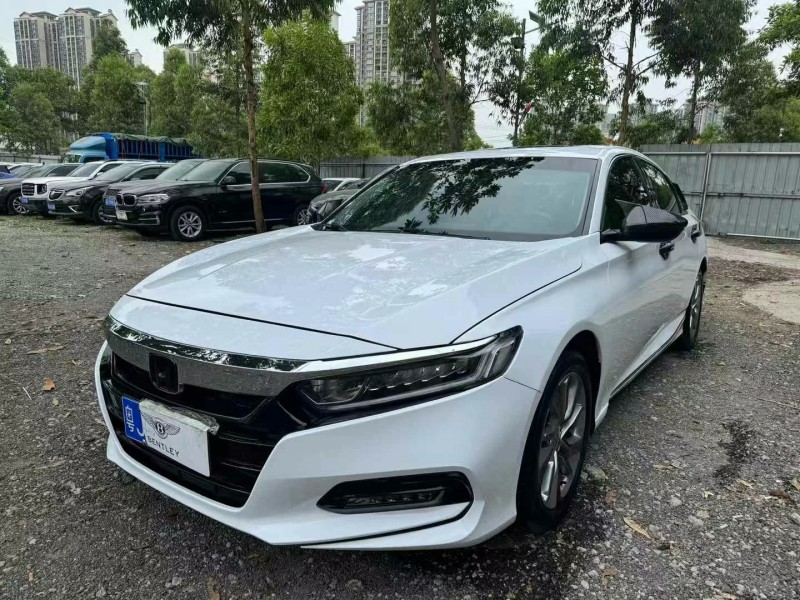 广州20年本田雅阁2