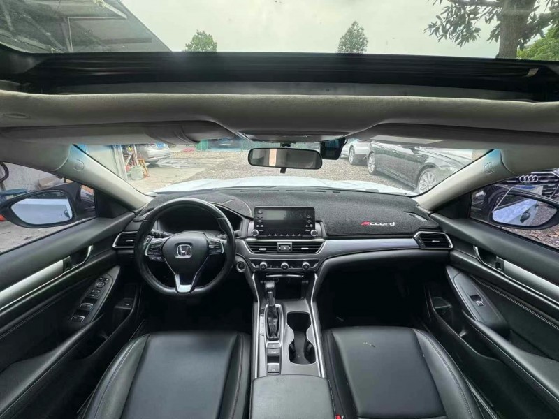 广州20年本田雅阁4