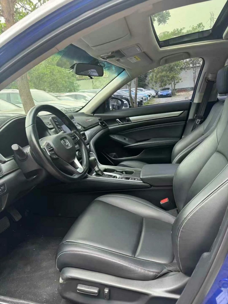 广州20年本田雅阁5