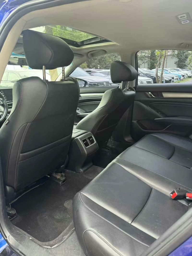 广州20年本田雅阁6