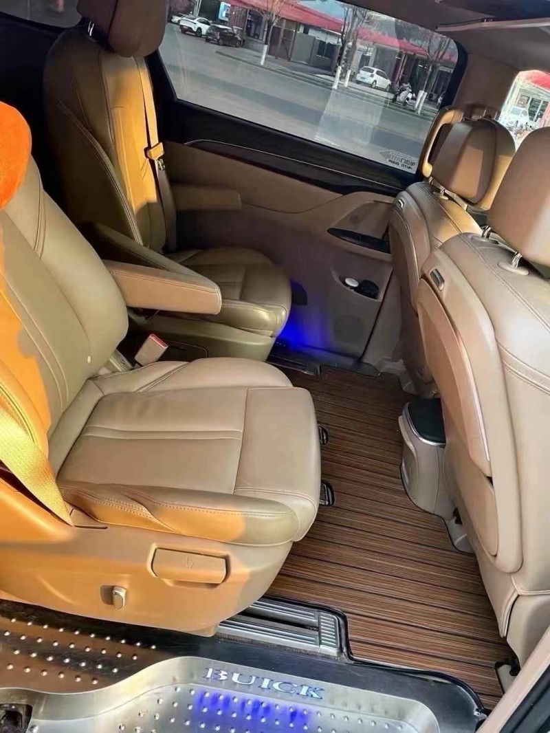 徐州21年别克GL86