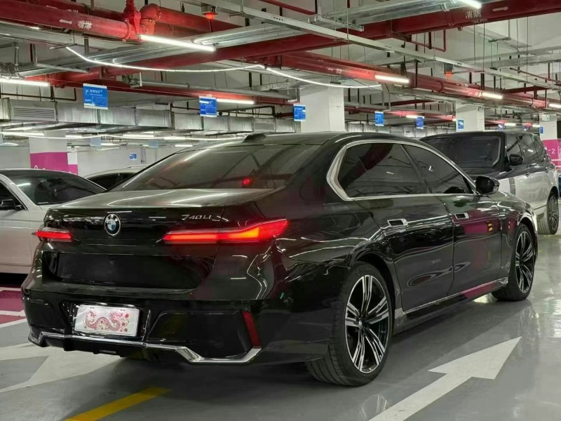 广州24年宝马7系7